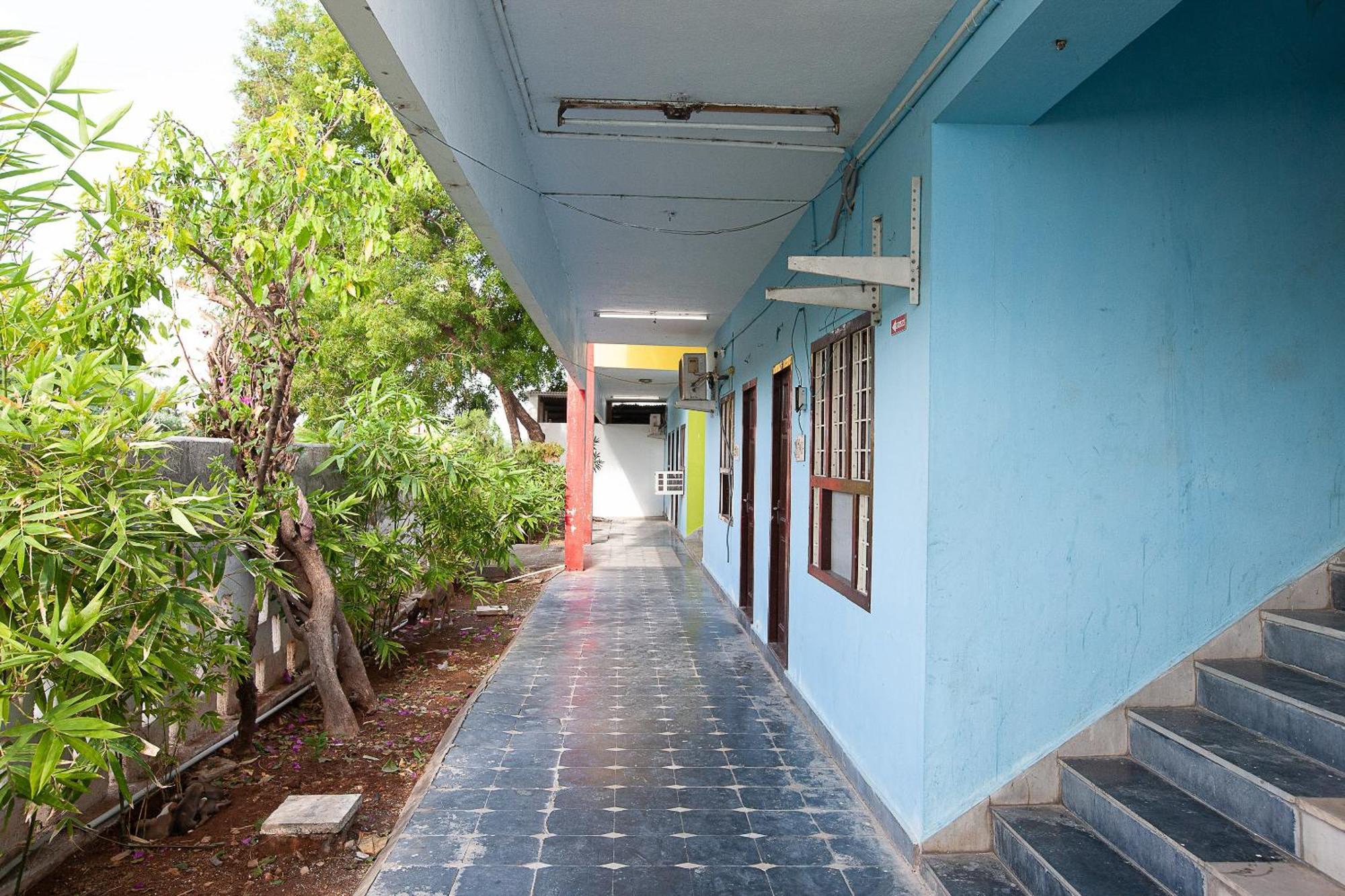 Collection O Ammayi Hotels & Resorts Tiruvannāmalai Eksteriør billede