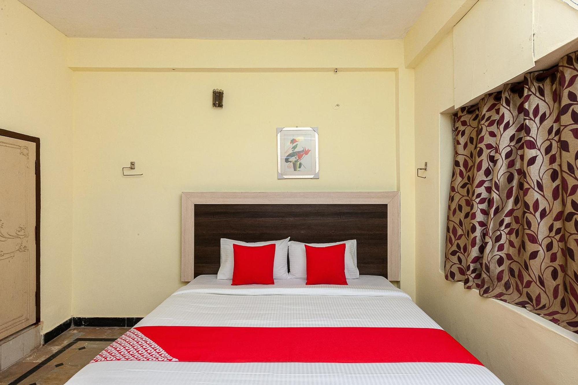 Collection O Ammayi Hotels & Resorts Tiruvannāmalai Eksteriør billede