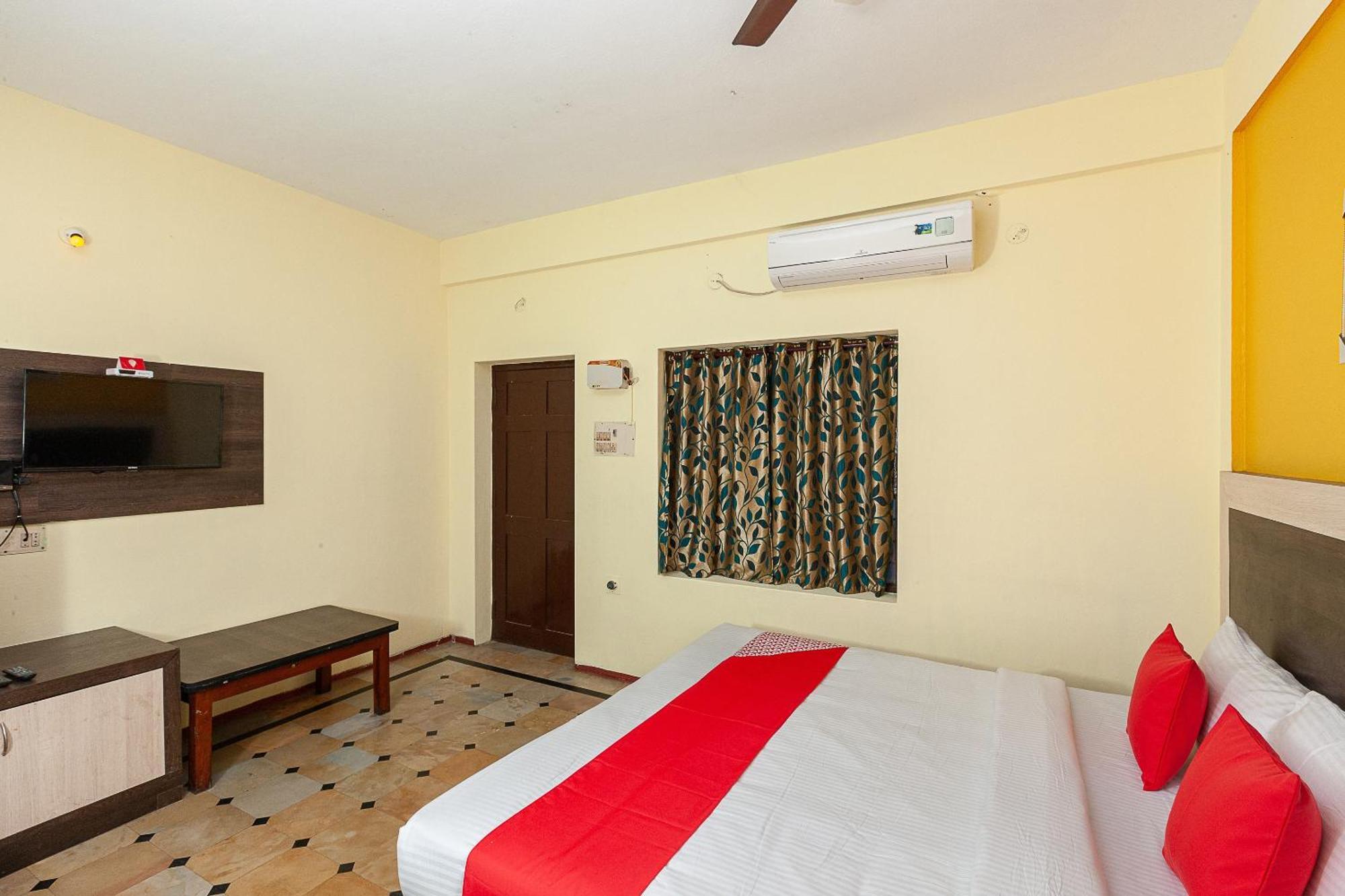 Collection O Ammayi Hotels & Resorts Tiruvannāmalai Eksteriør billede