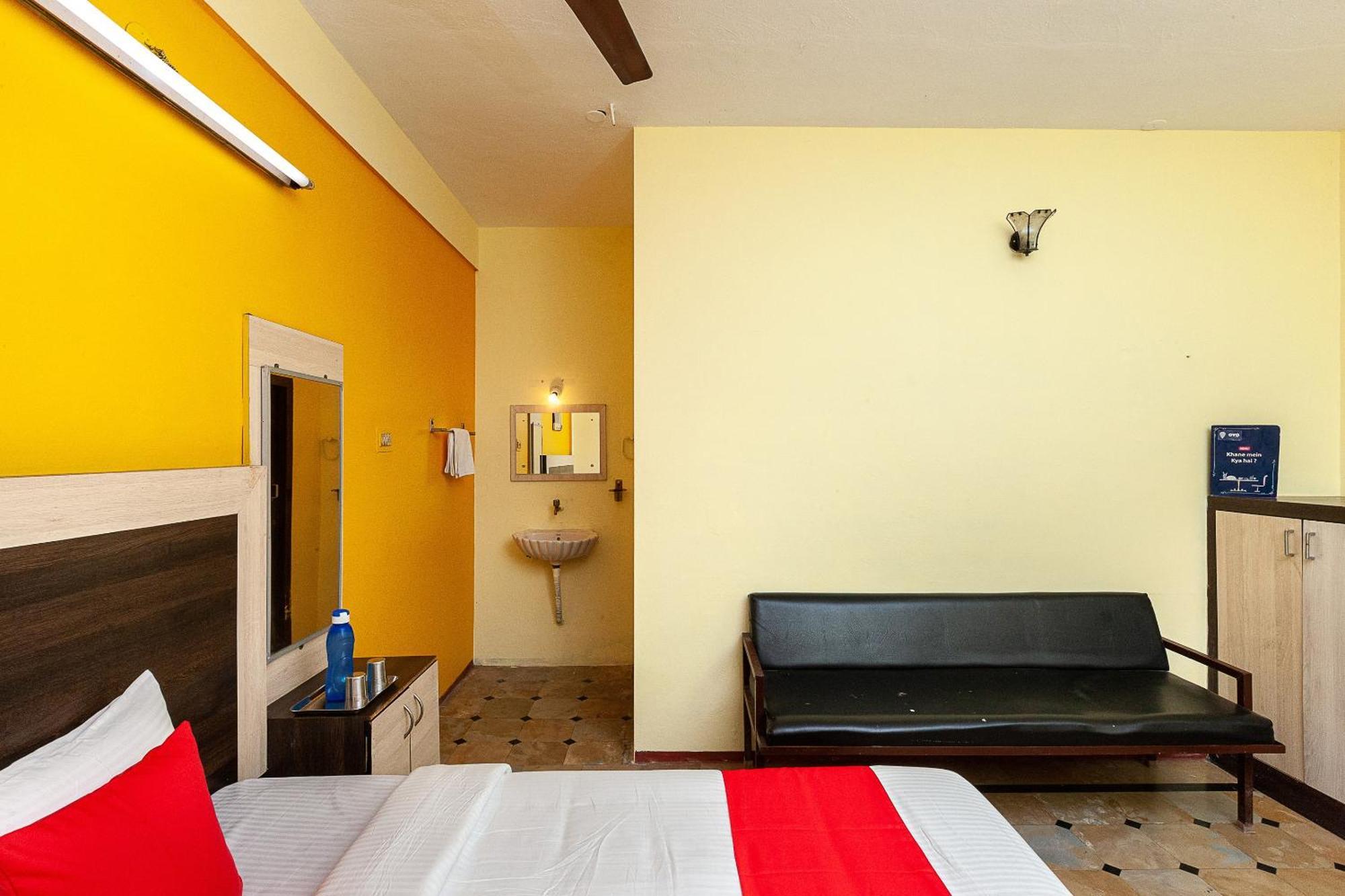 Collection O Ammayi Hotels & Resorts Tiruvannāmalai Eksteriør billede