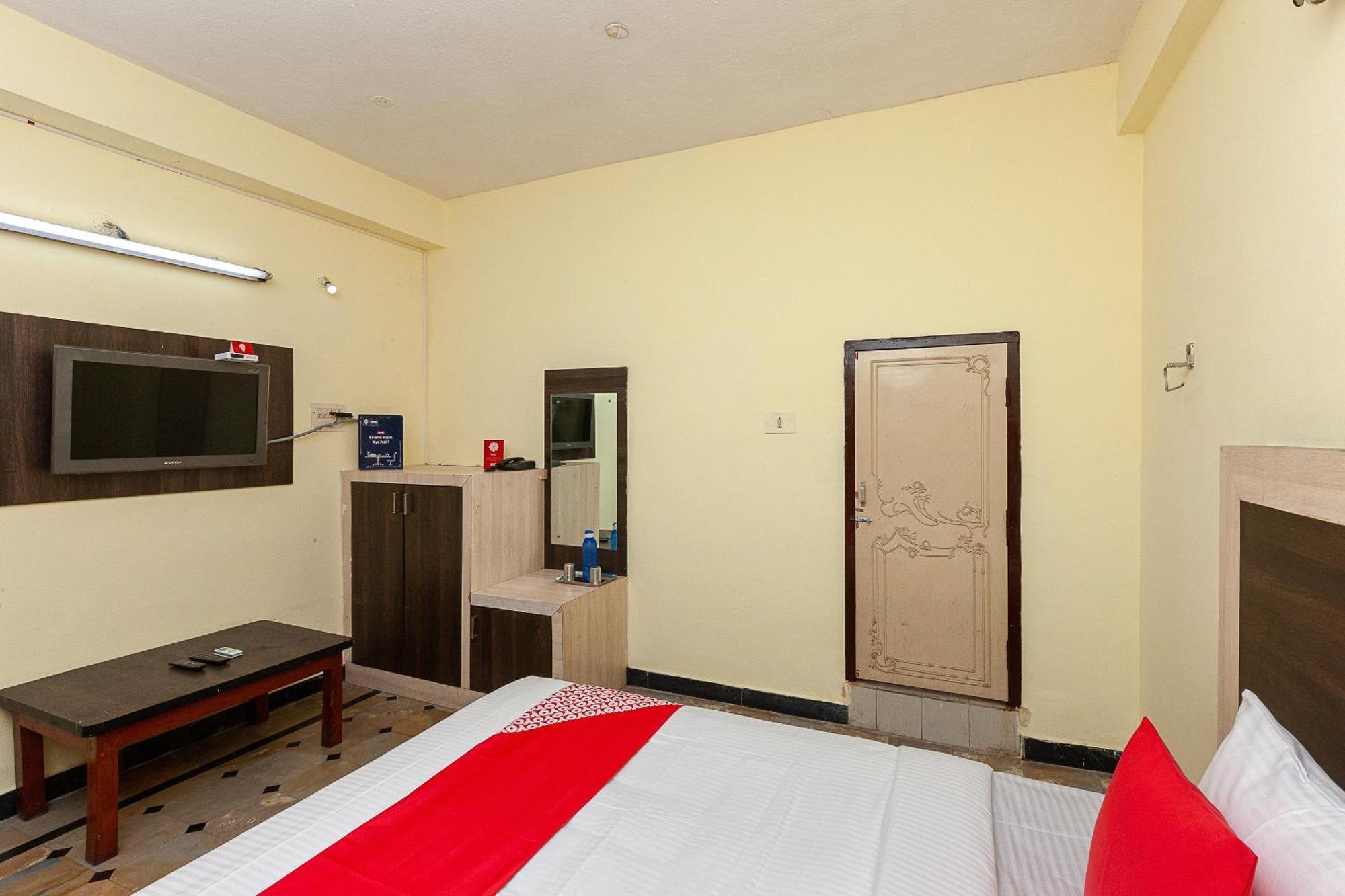 Collection O Ammayi Hotels & Resorts Tiruvannāmalai Eksteriør billede