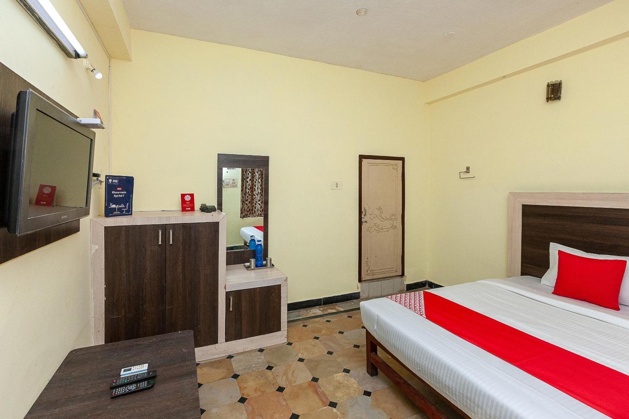 Collection O Ammayi Hotels & Resorts Tiruvannāmalai Eksteriør billede