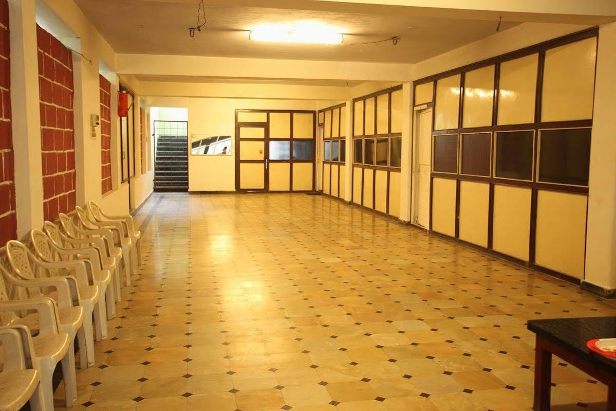 Collection O Ammayi Hotels & Resorts Tiruvannāmalai Eksteriør billede